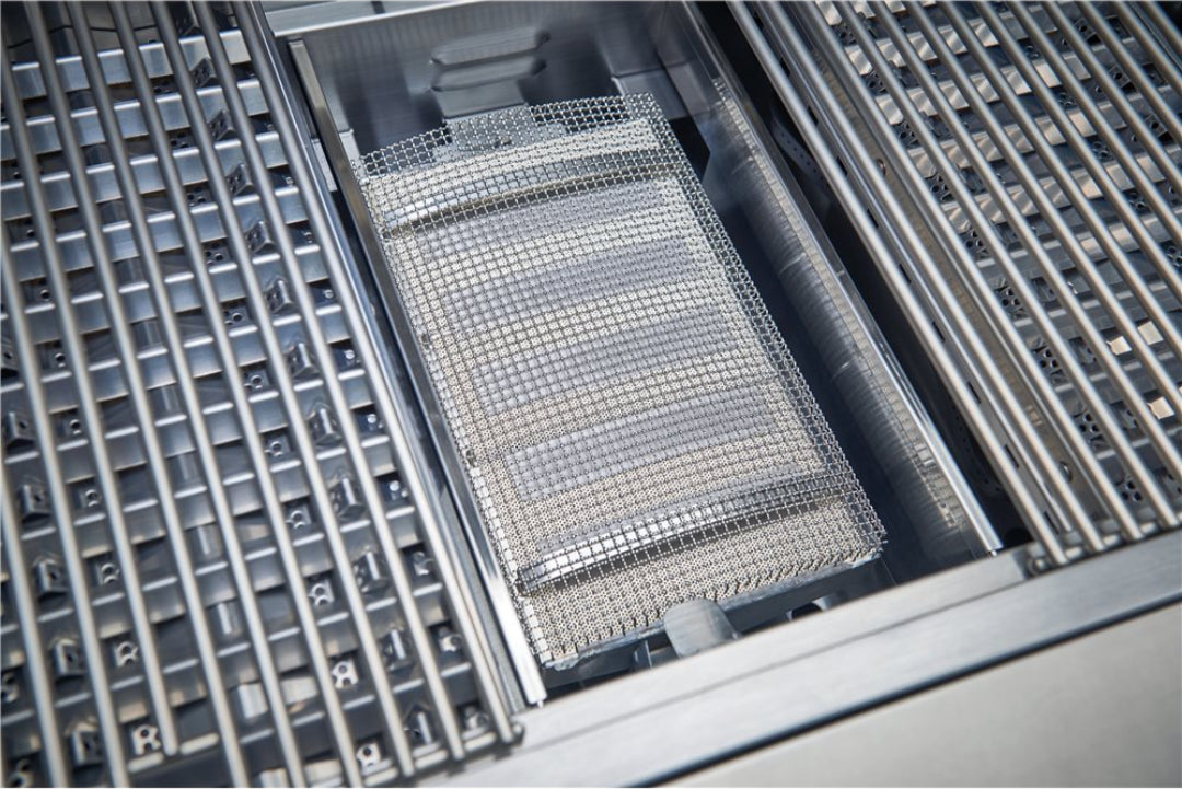 Stainless steel infrared sear burner assembly with stainless mesh guard in built-in outdoor gas grill center, replacement part 112-BSAVR1