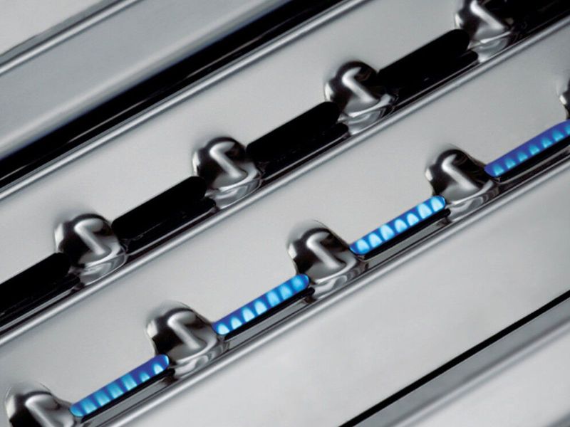 Burner system, Broil King, Baron series, stainless steel Dual-Tube burners with blue flame jets