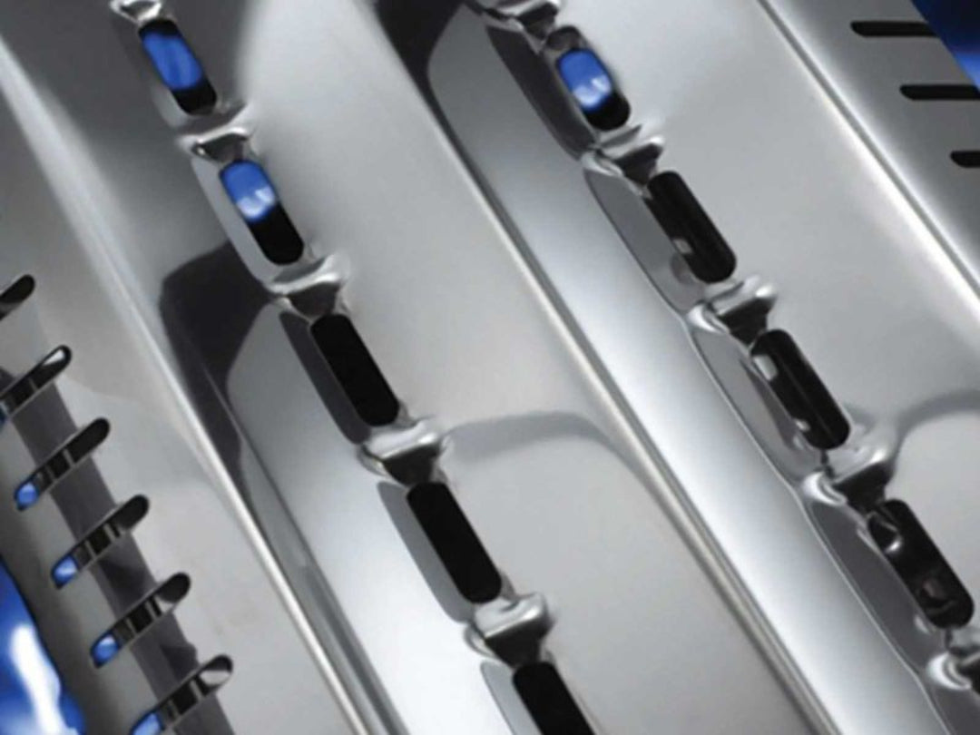 Stainless steel Flav-R-Wave system, Broil King grill heat distribution, protects burners and vaporizes drippings