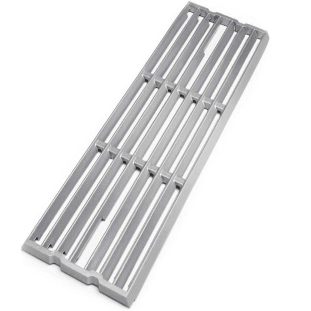 Broil King stainless steel grill cooking grate with wide spacing and durable cast design.