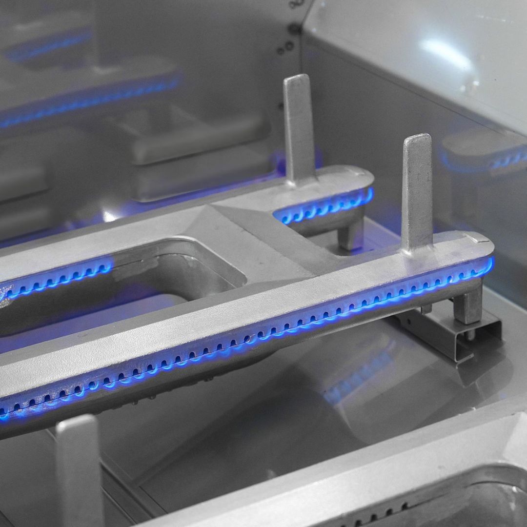 Fire Magic Aurora A790i 36-Inch Built-In Propane Gas Grill with Infrared Burner, Magic View Window & Analog Thermometer - A790I-7LAP-W