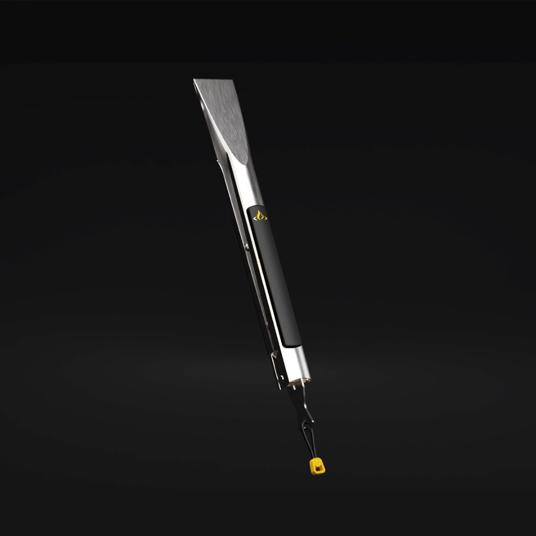 HALO HZ-3022 pizza slice server handle with detachable stainless-steel peel blade, black ergonomic grip and yellow hanging loop on dark background