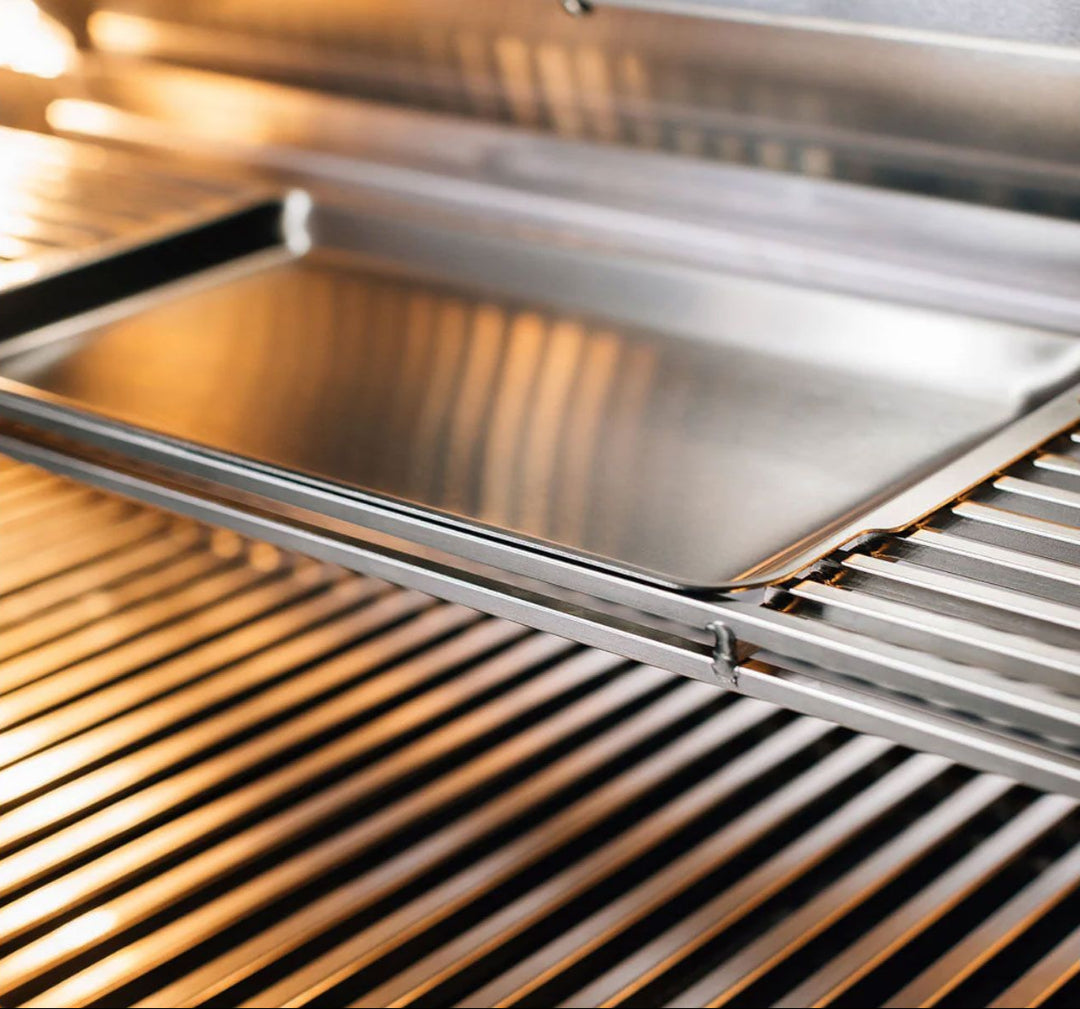 TrueFlame TF40-NG 40-inch 5-burner built-in natural gas grill close-up of stainless steel warming rack with removable griddle over main grill grates